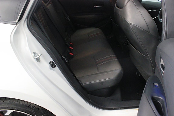 Toyota Corolla 12 of 27