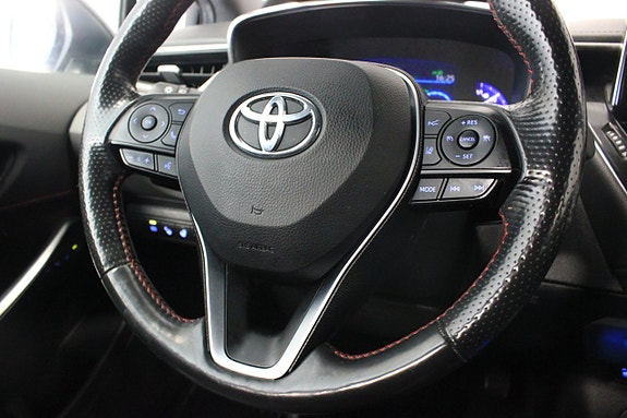 Toyota Corolla 16 of 27