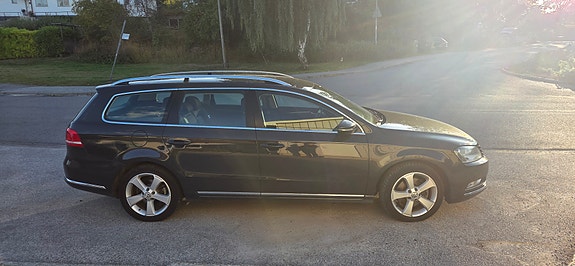 Volkswagen Passat 4 of 6