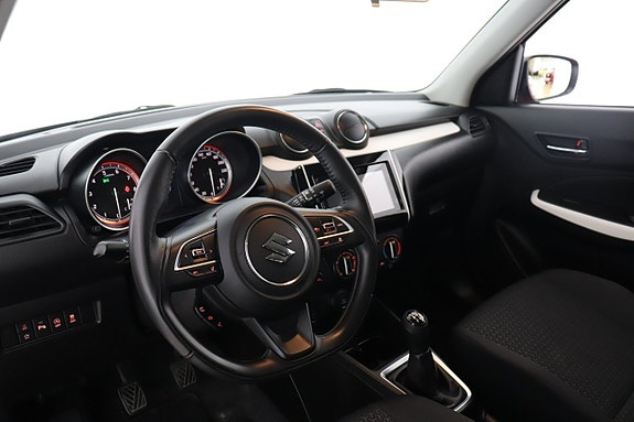 Suzuki Swift 9 of 16