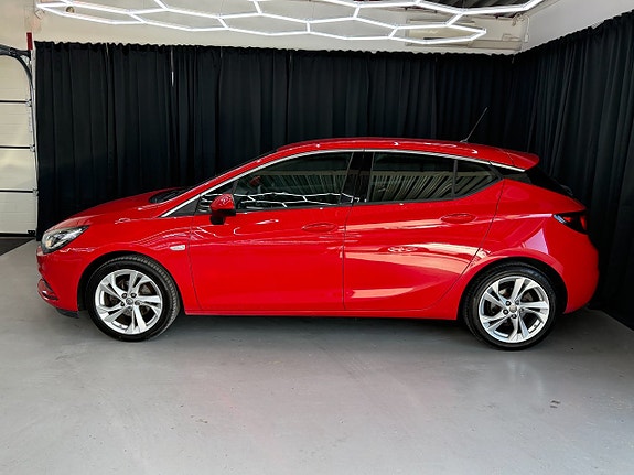 Opel Astra 12 of 14