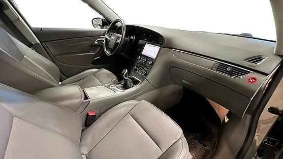 Saab 9-5 16 of 21