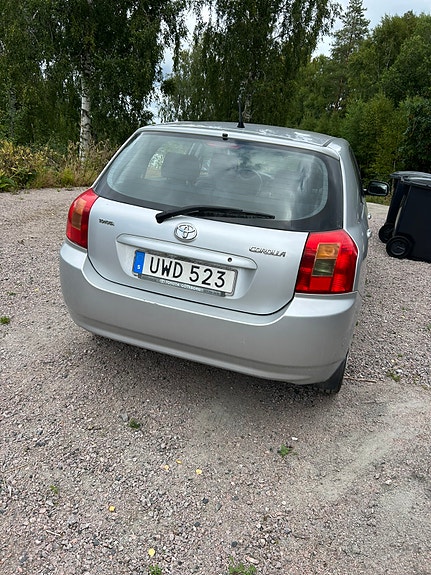 Toyota Corolla 5 of 10