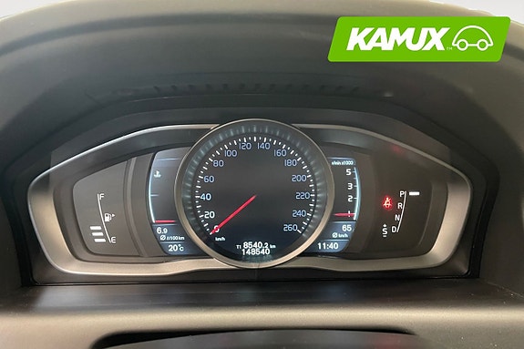 Volvo XC60 12 of 24