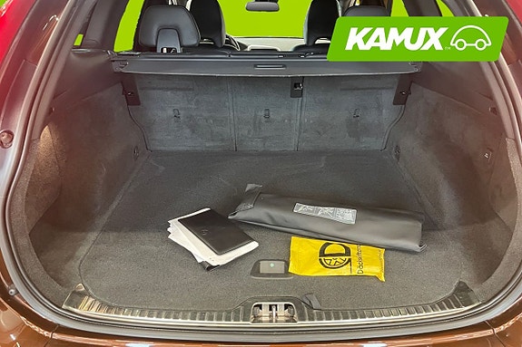 Volvo XC60 16 of 24