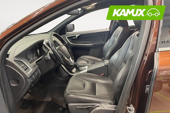 Volvo XC60 9 of 24