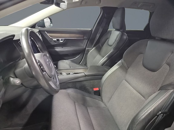 Volvo V90 Cross Country 6 of 11