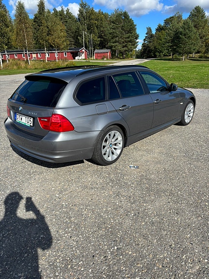 BMW 320d 4 of 9