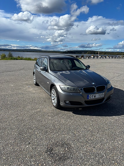 BMW 320d 3 of 9