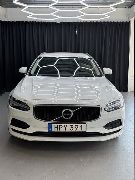 Volvo V90 11 of 14