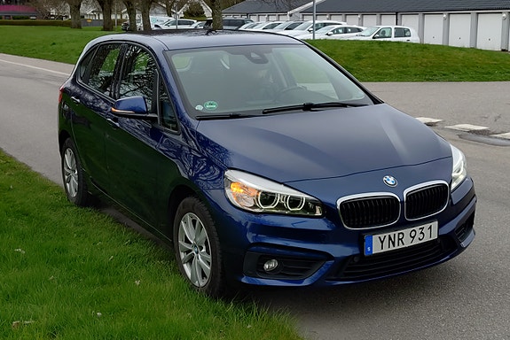 BMW 218i 12 of 24