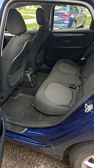 BMW 218i 16 of 24