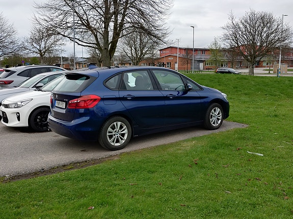 BMW 218i 23 of 24