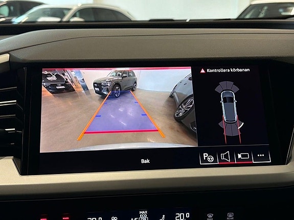 Audi Q4 e-tron 21 of 24