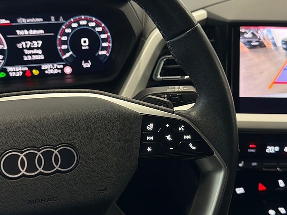 Audi Q4 e-tron 15 of 24