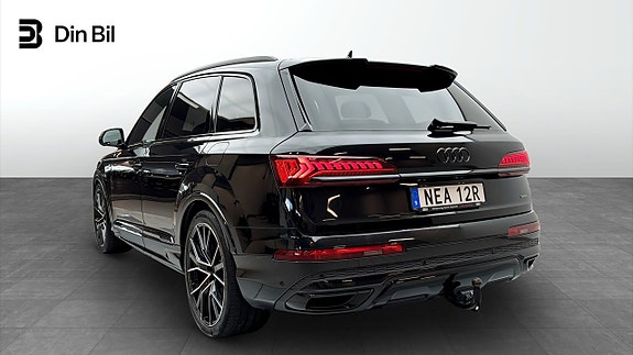 Audi Q7 3 of 18
