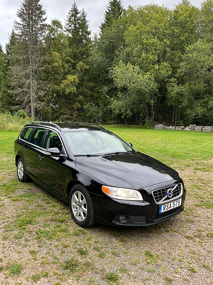 Volvo V70 5 of 8