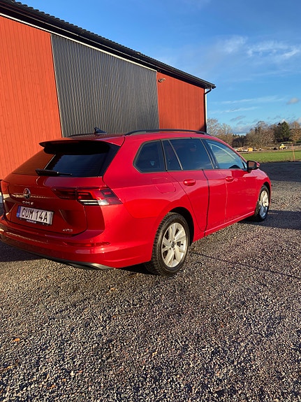 Volkswagen Golf VIII 2 of 4