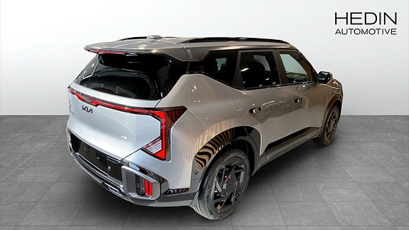 Kia Seltos 2 of 16