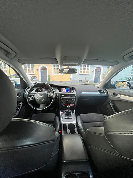 Audi A4 7 of 14