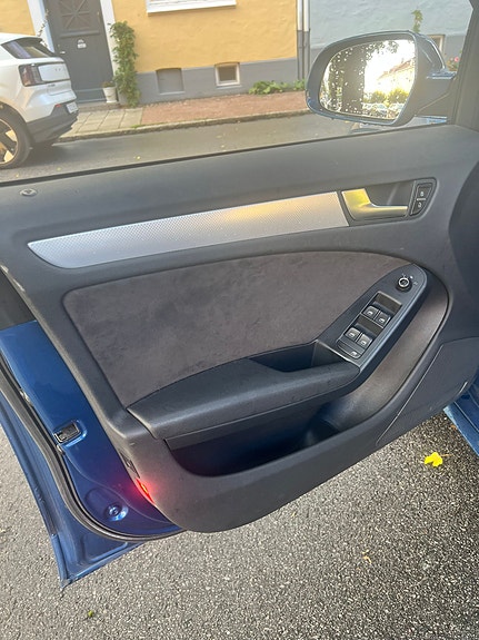 Audi A4 8 of 14