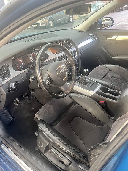 Audi A4 5 of 14
