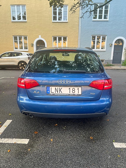 Audi A4 4 of 14