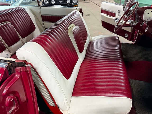 Cadillac Deville 20 of 30