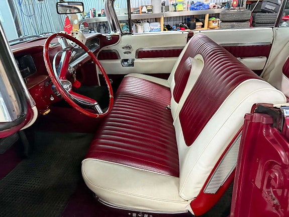 Cadillac Deville 15 of 30