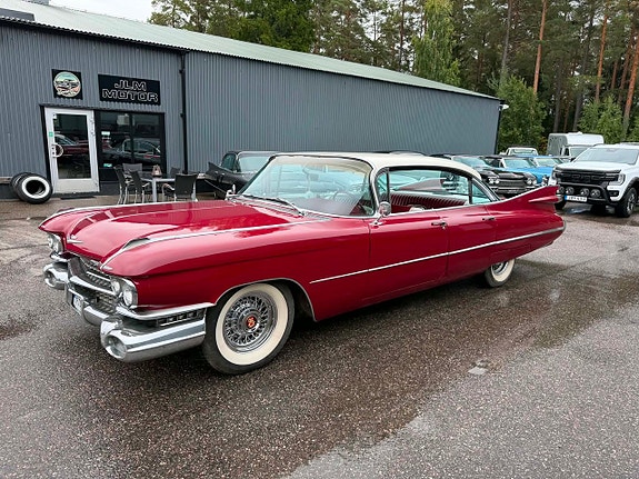 Cadillac Deville 10 of 30