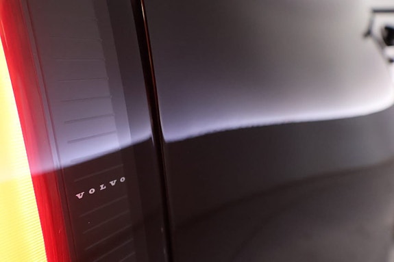 Volvo EX90 12 of 29