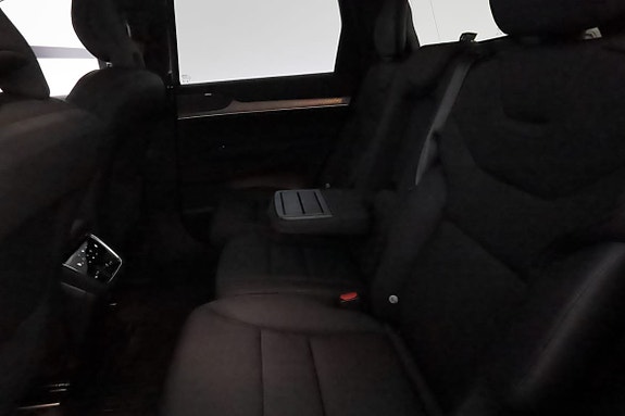 Volvo EX90 27 of 29