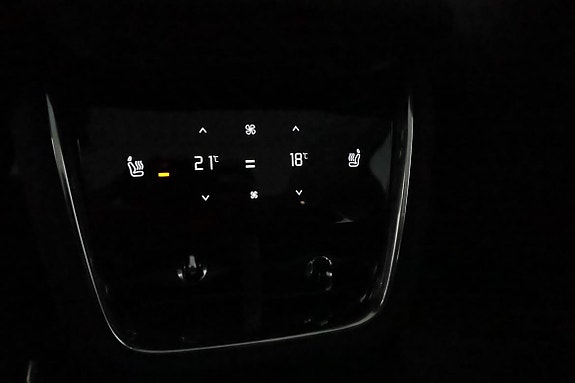 Volvo EX90 26 of 29