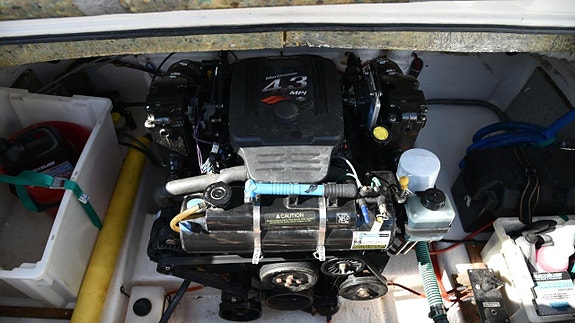 Uttern S64 - 2006. Mercruiser 4,3 MPI -2006. HÖSTREA! 9 of 10