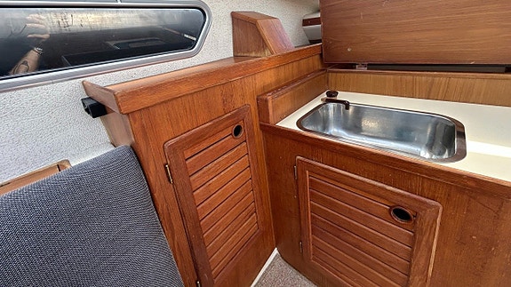 Willys 700 - Volvo Penta 4,3GS. Fin hyttbåt. HÖSTREA! 14 of 20