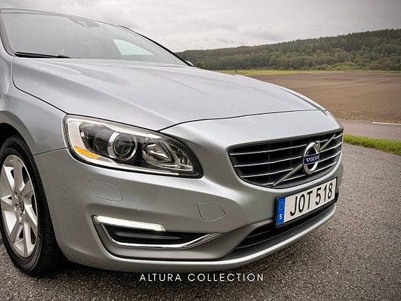 Volvo V60 10 of 25