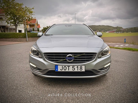 Volvo V60 11 of 25