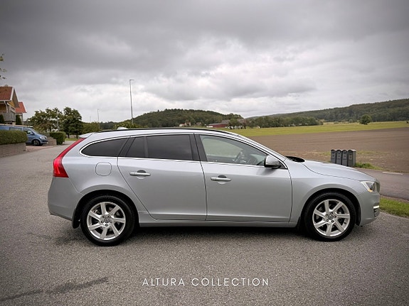 Volvo V60 8 of 25