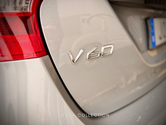 Volvo V60 25 of 25