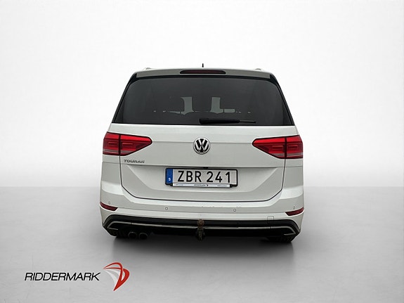 Volkswagen Touran 6 of 30
