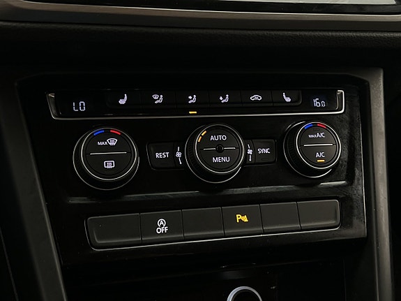 Volkswagen Touran 19 of 30