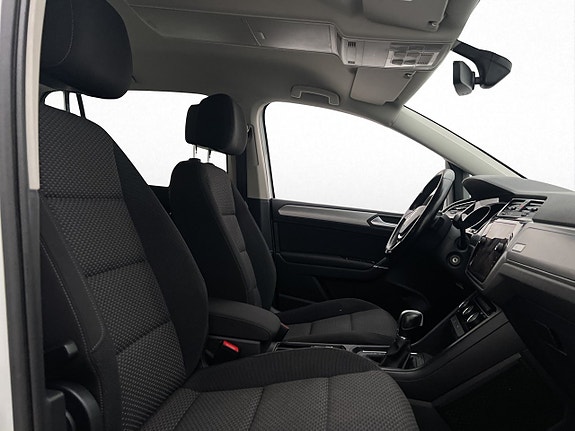 Volkswagen Touran 22 of 30
