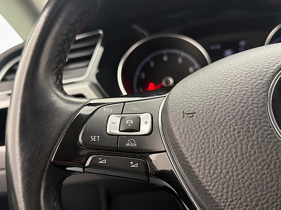 Volkswagen Touran 13 of 28