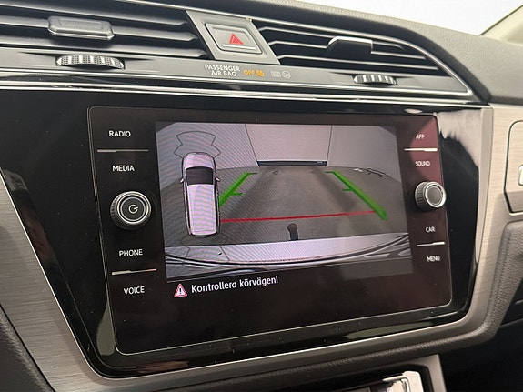 Volkswagen Touran 15 of 28