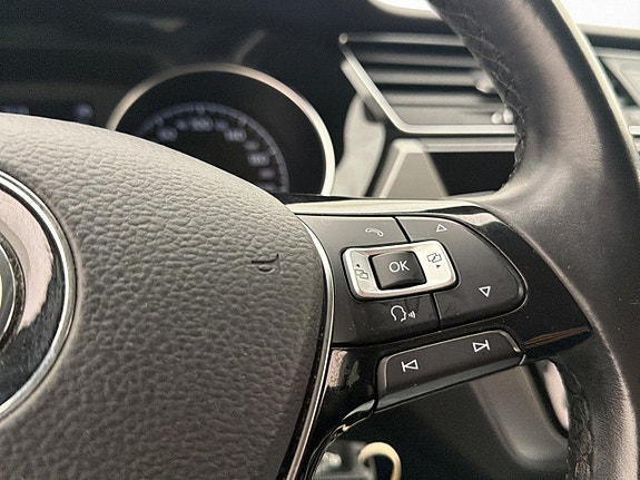 Volkswagen Touran 14 of 28