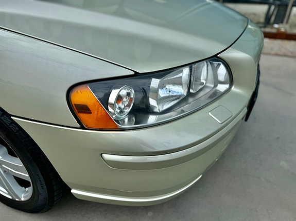 Volvo S60 8 of 11