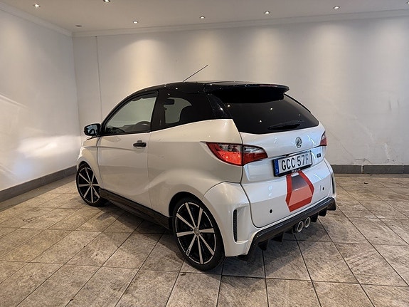 Aixam Coupé 0.5 CVT, Backkamera, Motorvärmare, Ny-servad Pioneer, V-däck medföljer, HemLeverans 3 of 18