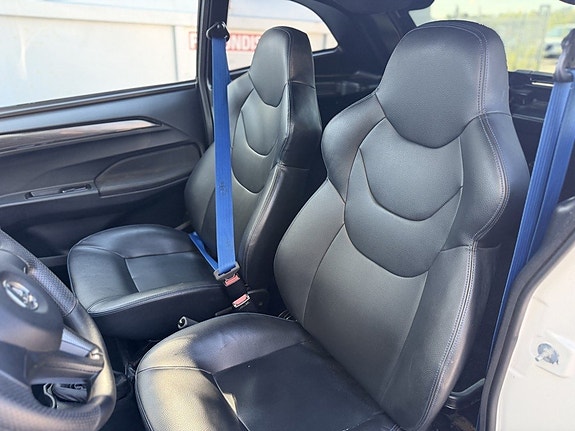 Aixam Coupé 0.5 CVT, Backkamera, Motorvärmare, Ny-servad Pioneer, V-däck medföljer, HemLeverans 12 of 18