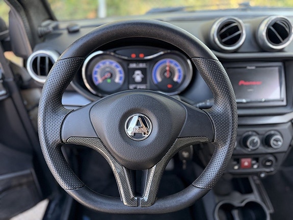 Aixam Coupé 0.5 CVT, Backkamera, Motorvärmare, Ny-servad Pioneer, V-däck medföljer, HemLeverans 10 of 18