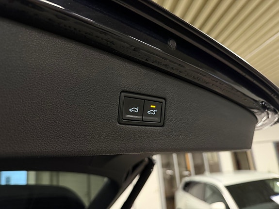 Volkswagen Tiguan Allspace 6 of 30